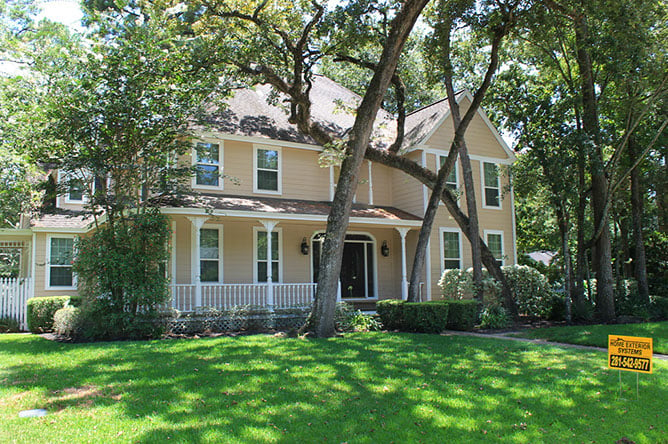 Home siding replacement example